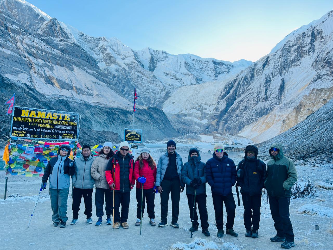 पहिलो पटक अपाङ्गता भएका पर्यटक पुगे अन्नपूर्ण आधार शिविर