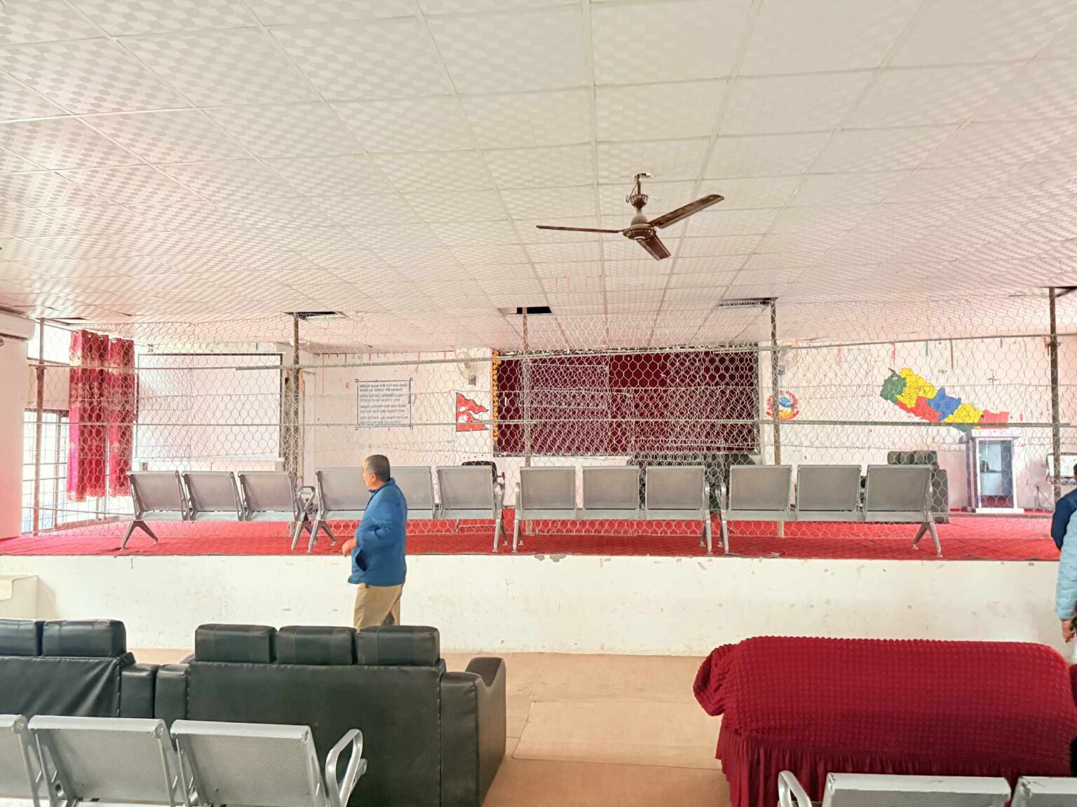 मतगणनास्थल सुरक्षित बनाउन तारजाली र सिसीटिभी क्यामेरा जडान