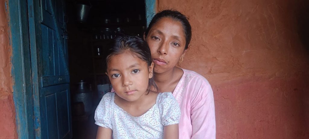 क्यान्सरबाट पीडित ३० वर्षीया मनकुमारीको उपचारका लागि आर्थिक सहयोगको अपिल